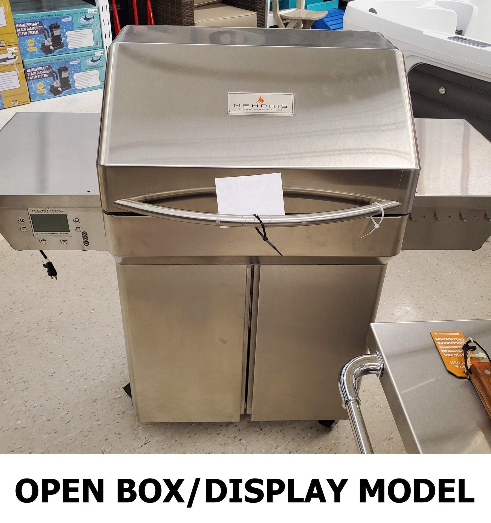 Outlet Memphis Woodfire Grill with WiFi