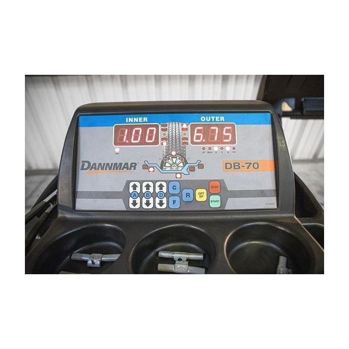 Dannmar DB-70 Automatic Wheel Balancer - Image 3